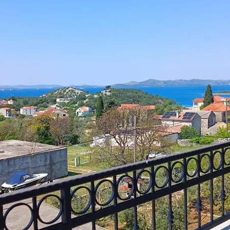 Dalmatia - Three Bedroom With Balcony And Sea View 7 Apartmán *