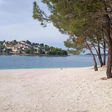 Dalmatia - Three Bedroom With Balcony And Sea View 7